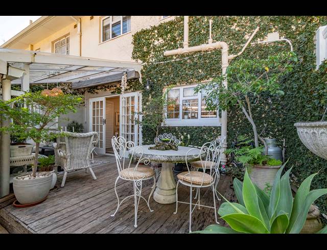 2 BEDROOM TOWNHOUSE SOLD IN NEWLANDS